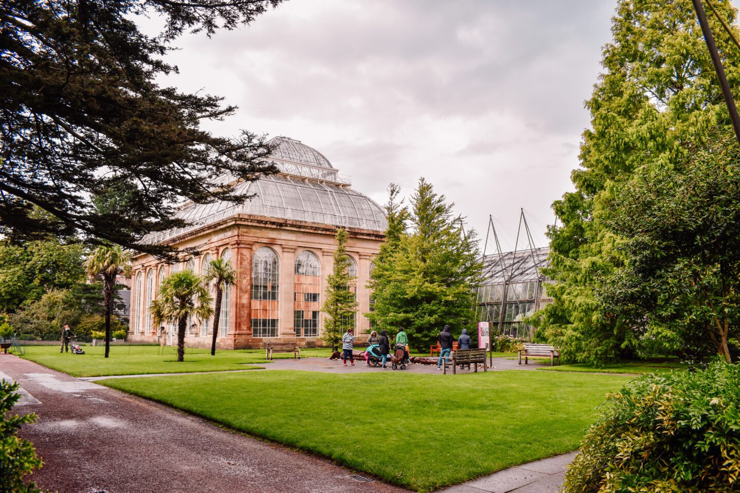 royal botanic gardens Edinburgh