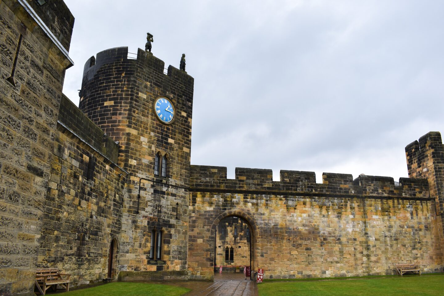 Best things to do - the ultimate guide to Alnwick Castle