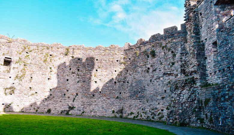 The Ultimate Guide To Visiting Cardiff Castle - What You Need To Know