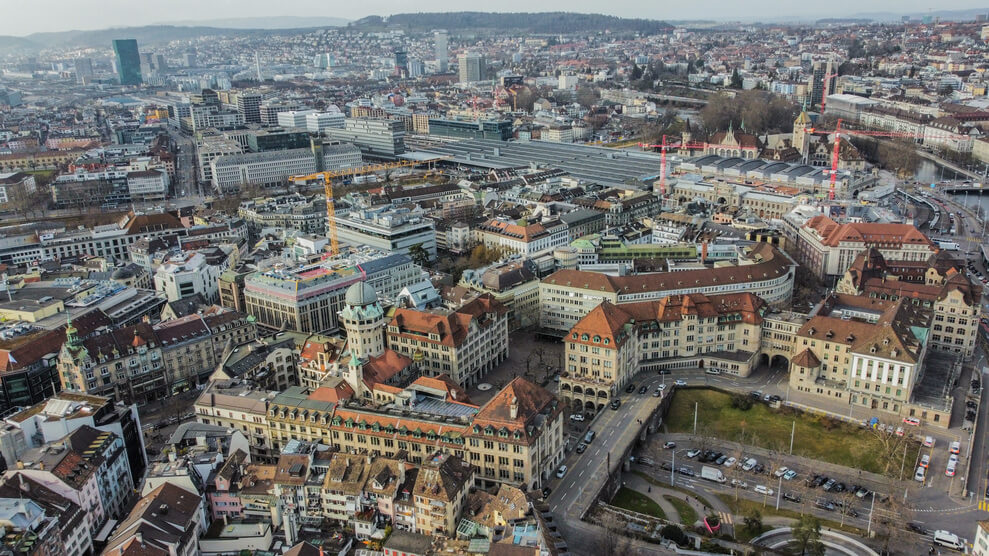 1 Day In Zurich Itinerary - How To Spend One Day In Zurich
