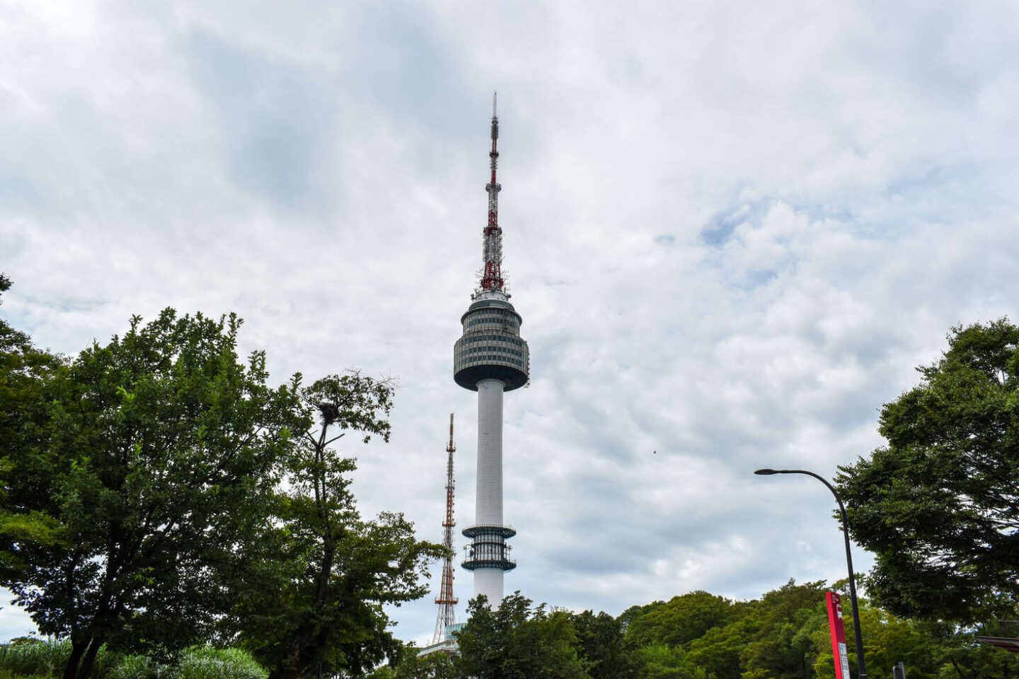 Seoul Sky vs Namsan Tower - which tower is best to visit in Seoul?