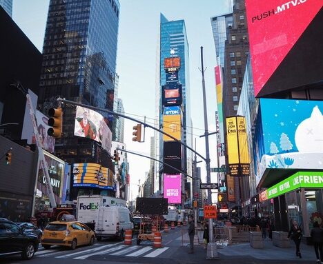 9 Best Ice Rinks In NYC – Where To Go Ice Skating In New York