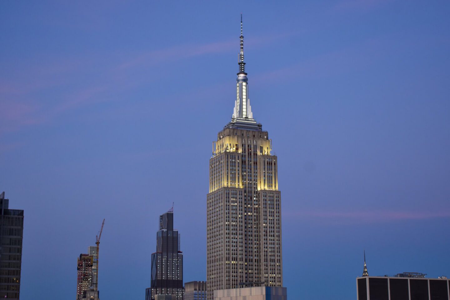 Views of Manhattan skyline