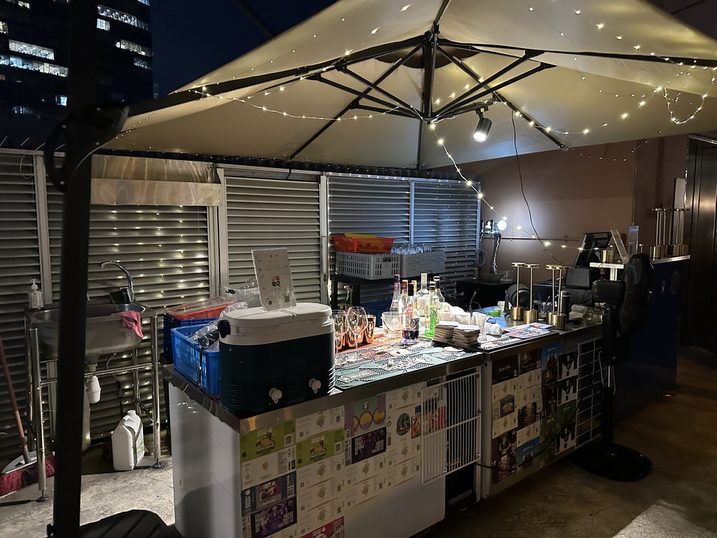 Nightlife rooftop views in Singapore